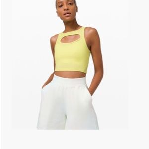 Lululemon LA Front Cut-Out Crop Tank
